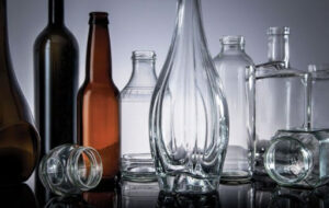 بطری شیشه ای شفاف
